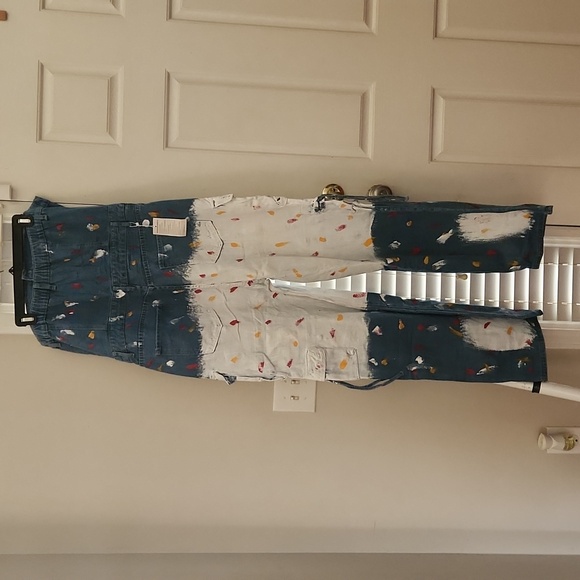 BRAND NEW HAND PAINTED CARGO JUMPER - Picture 4 of 5